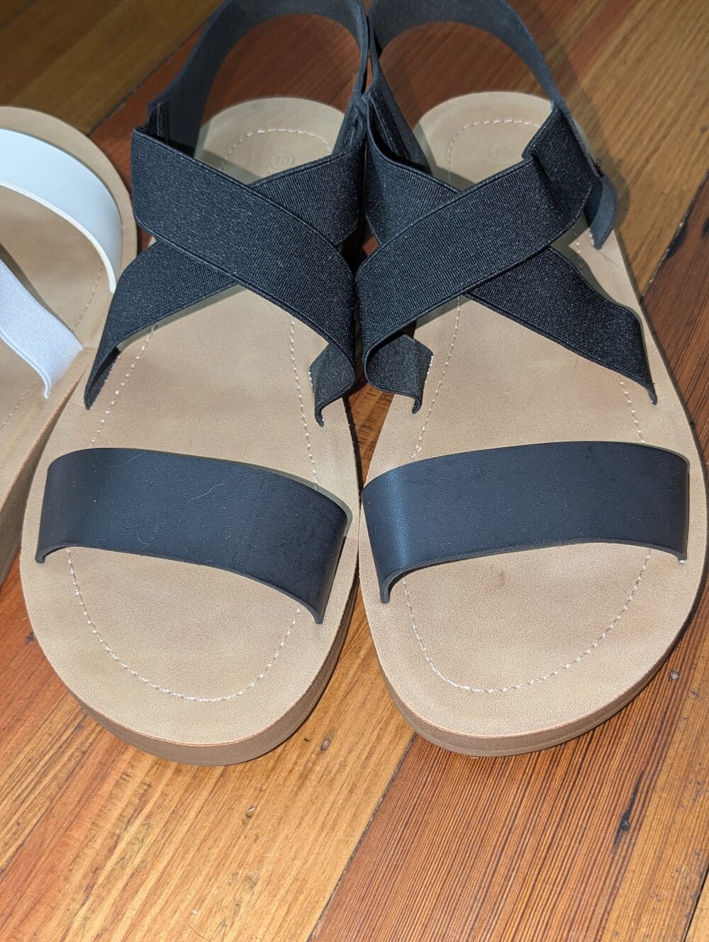 DREAM PAIRS - SIZE 10 BLACK & WHITE - Picture 7 of 15